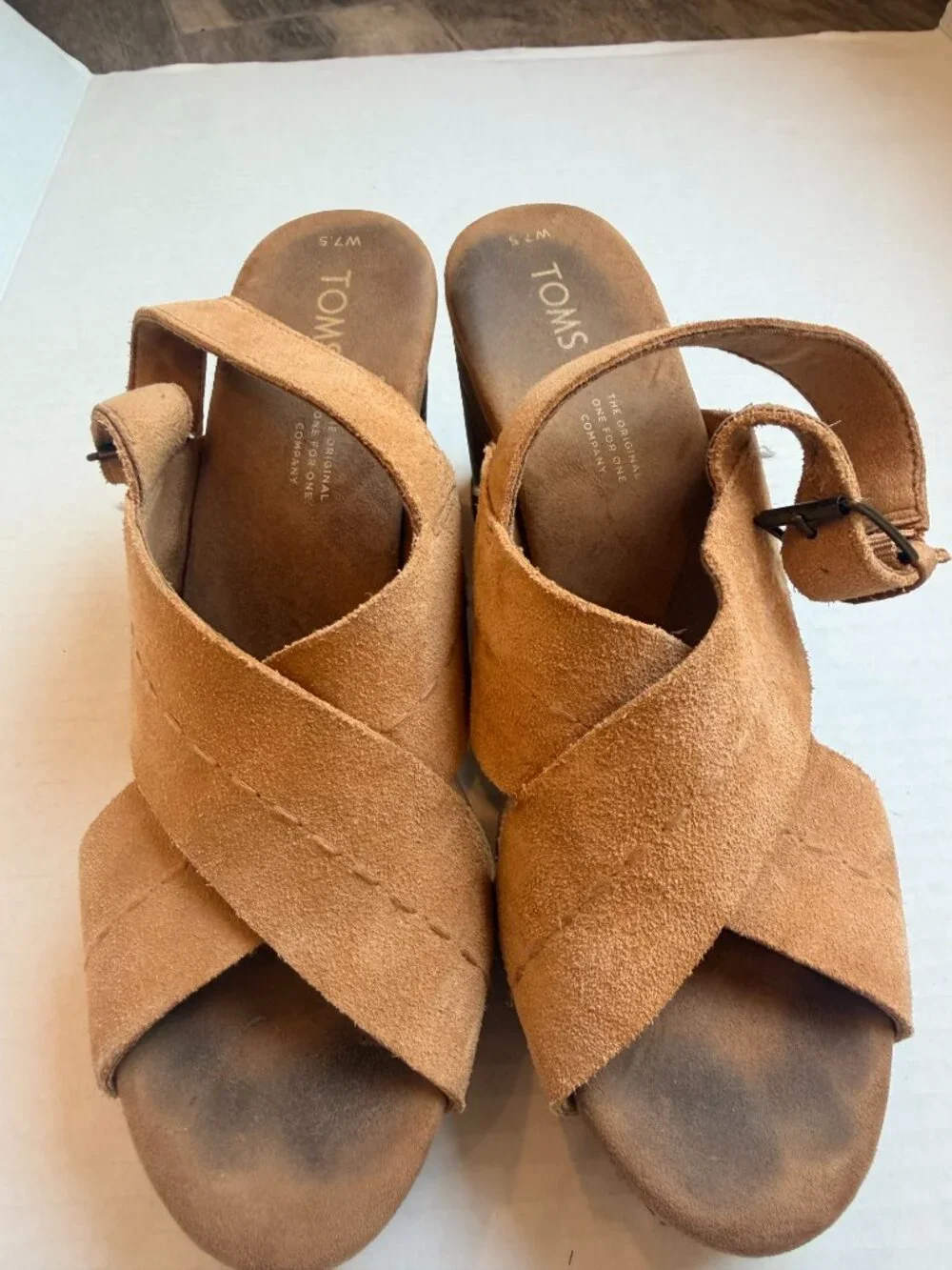TOMS Ibiza Honey Suede Platform Sandals Block Heel Crisscross - Size 7.5